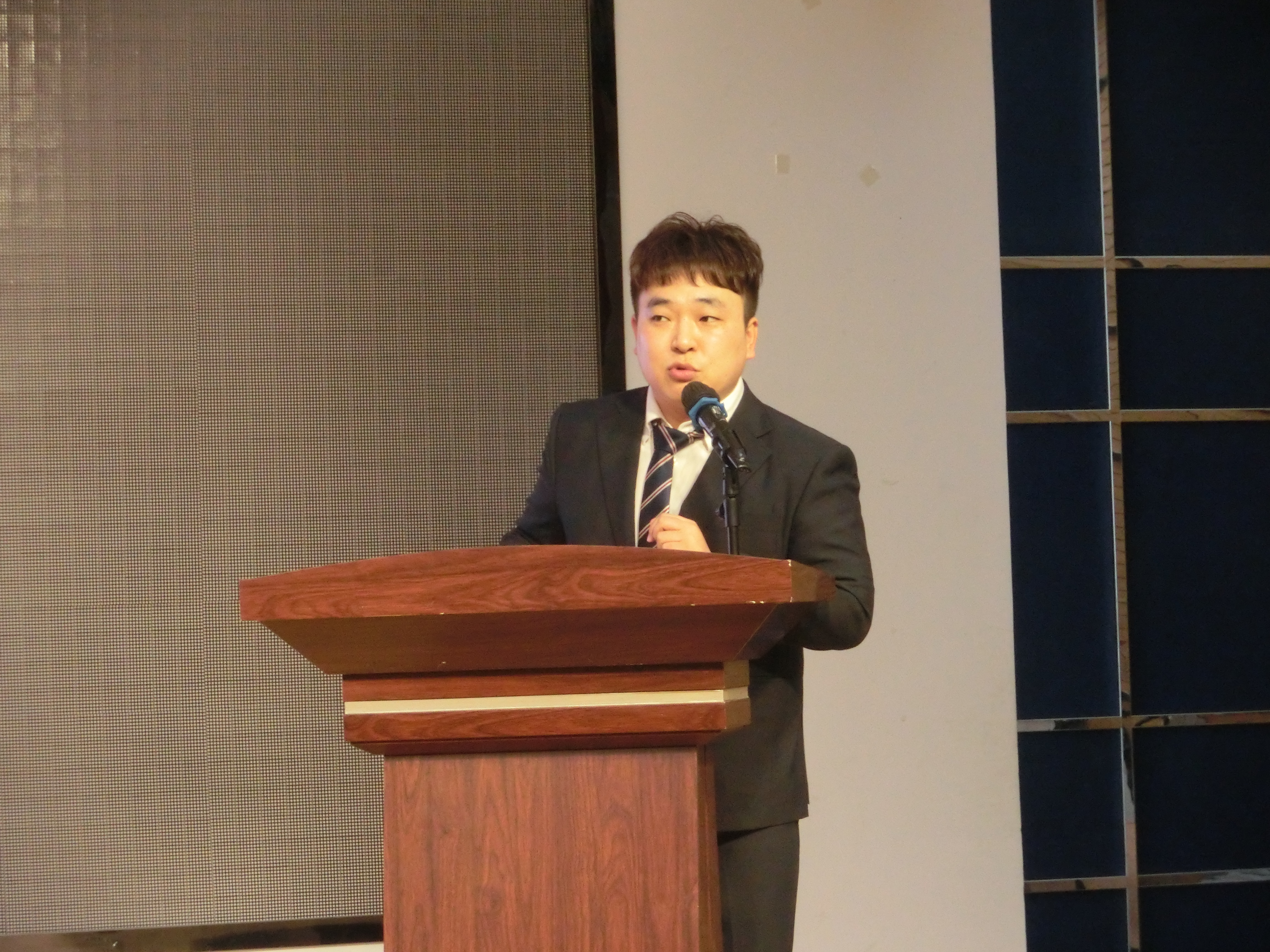 点击查看原图大小